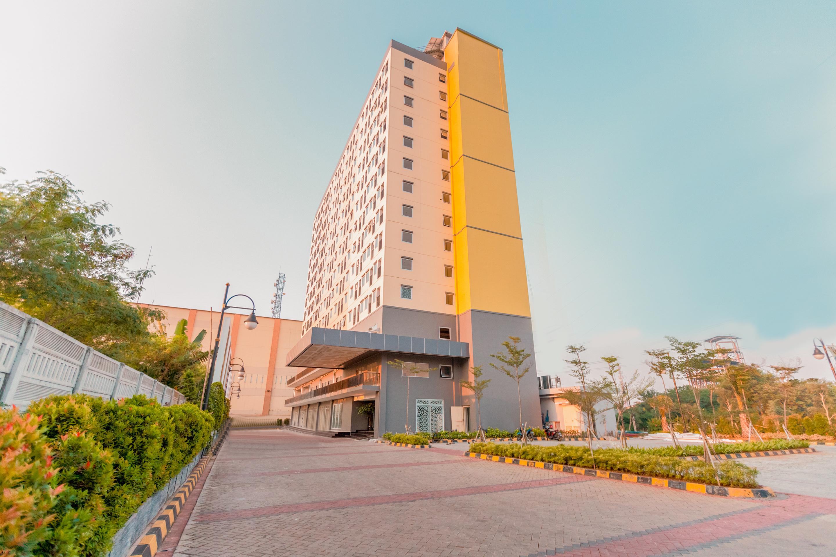 Flagship 750 Mont Blanc Hotel Bekasi Buitenkant foto